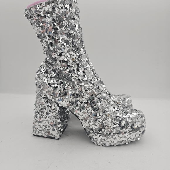 Abound Steffie Silver Sequin Platform Booties Women's Size 6.5 NWOT - Picture 10 of 10